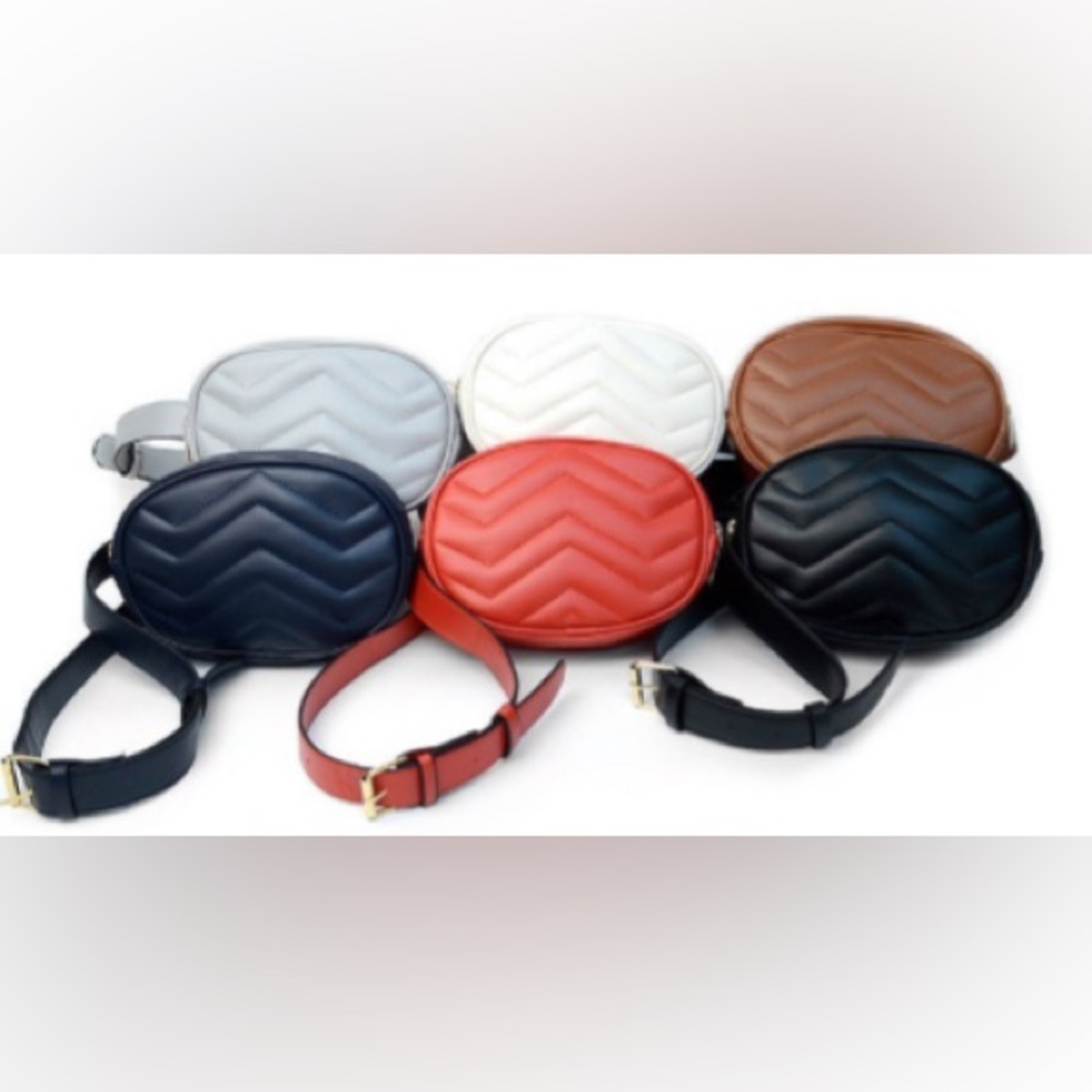 NWT Zig Zag Fanny Pack Leather Bags Ladies Black With Cross Shoulders